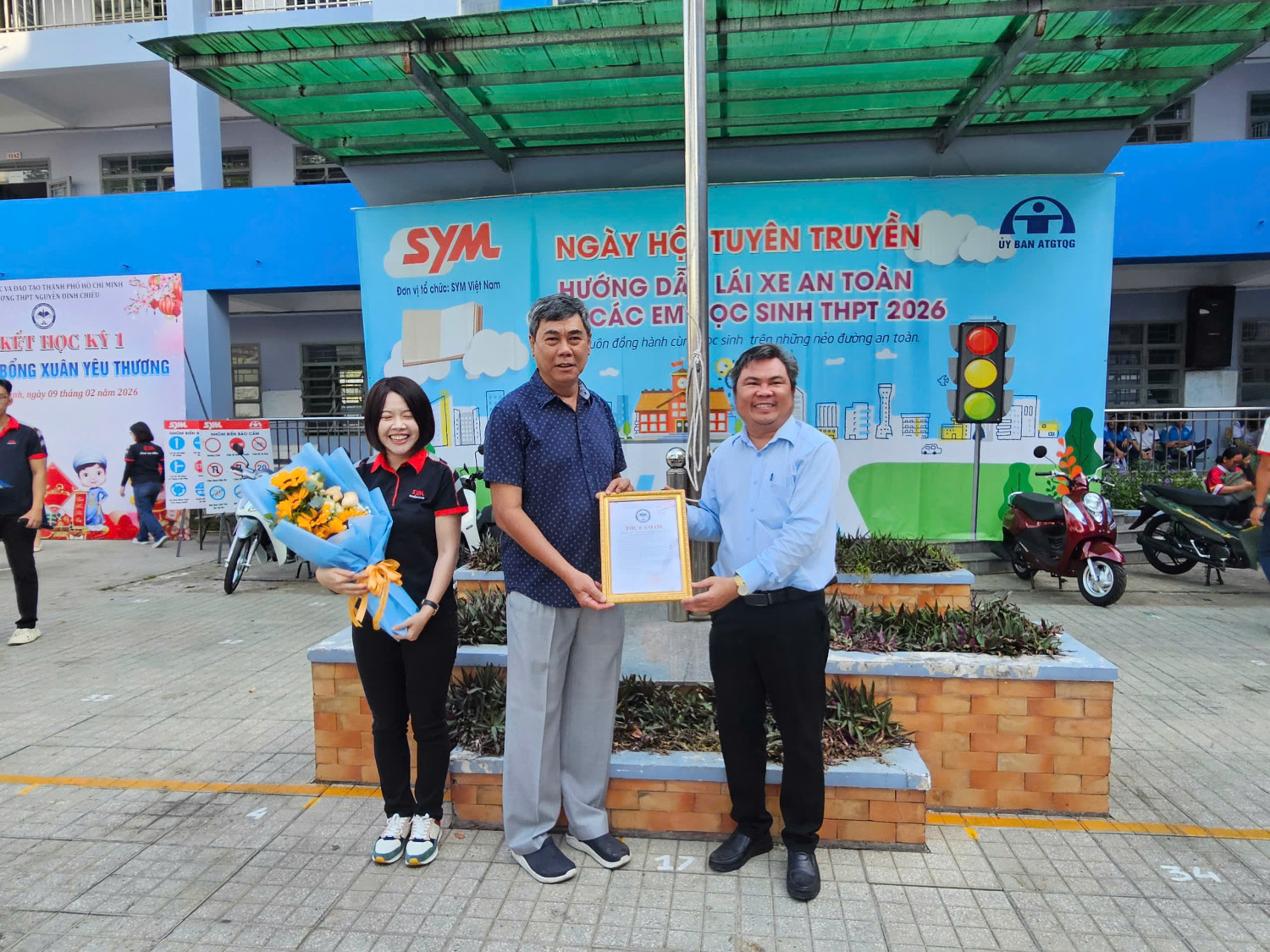 Tổ chức chương trình “Hướng dẫn và Tuyên truyền Lái xe an toàn”